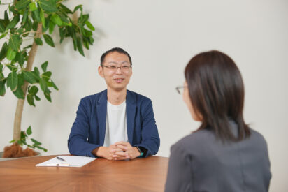 理由①｜「何から始めれば？」の段階から、開業の全体像を一緒に組み立てる